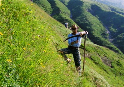 山区人民的遗产 剧照,《The heritage of mountain people》海报