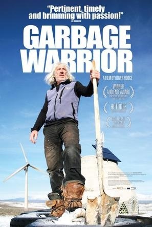 ,《Garbage Warrior》海报