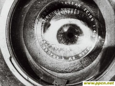 ,《Man with the Movie Camera》海报